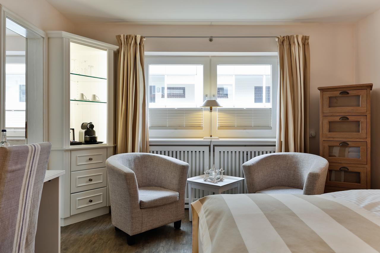Hotel Uthland Westerland Exteriör bild