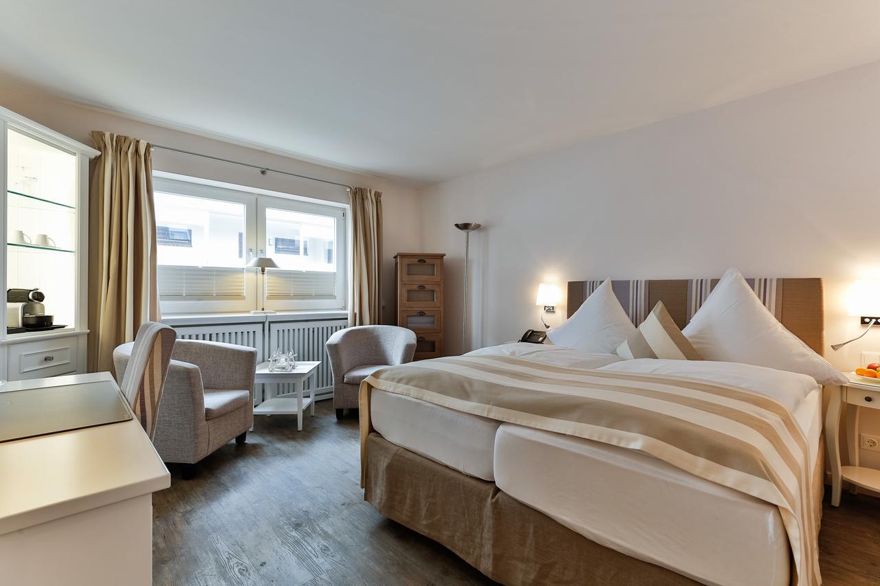 Hotel Uthland Westerland Exteriör bild